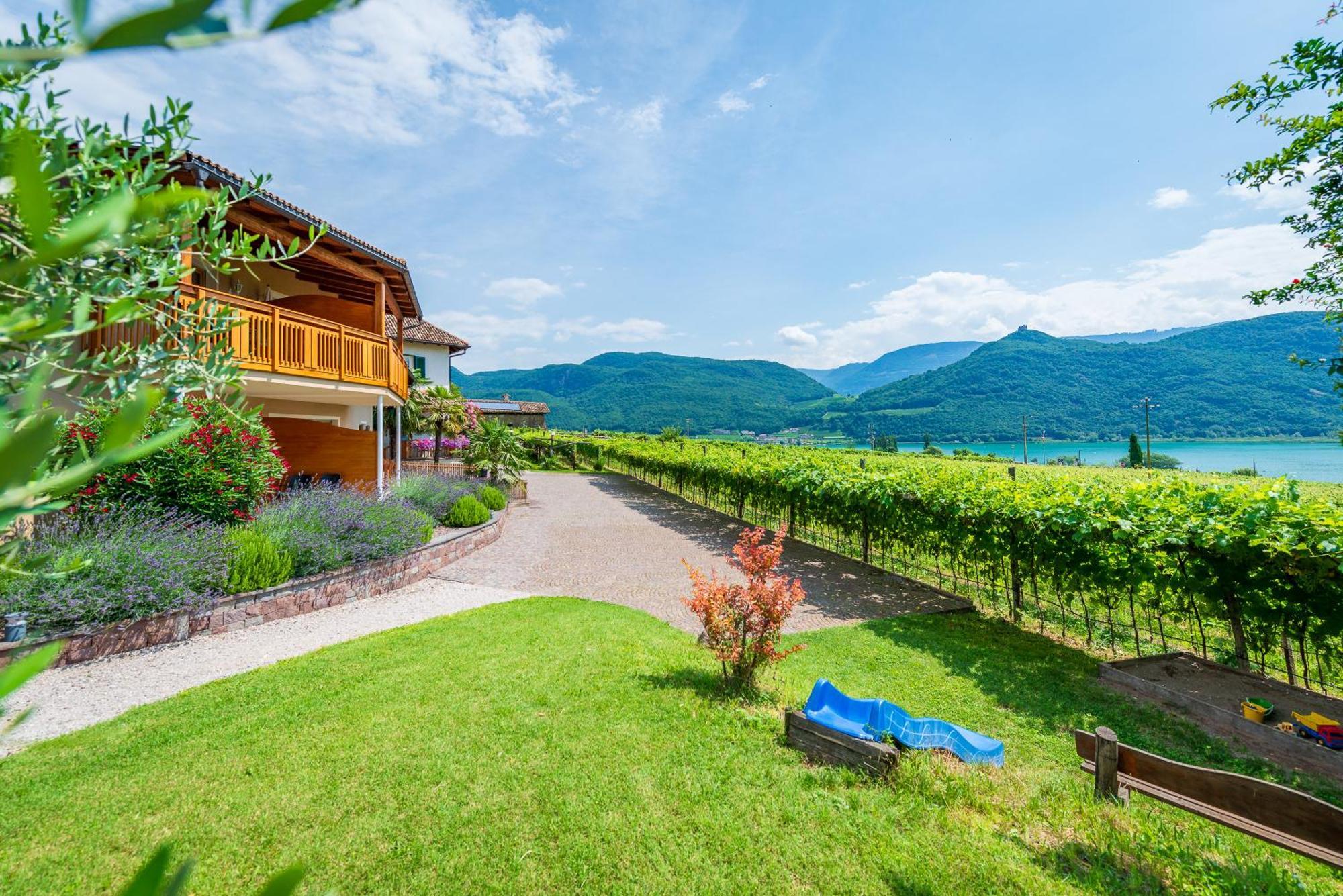Weinhof am See Kaltern Exterior foto
